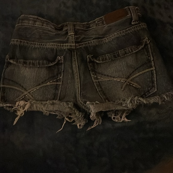 Short - Picture 3 of 3